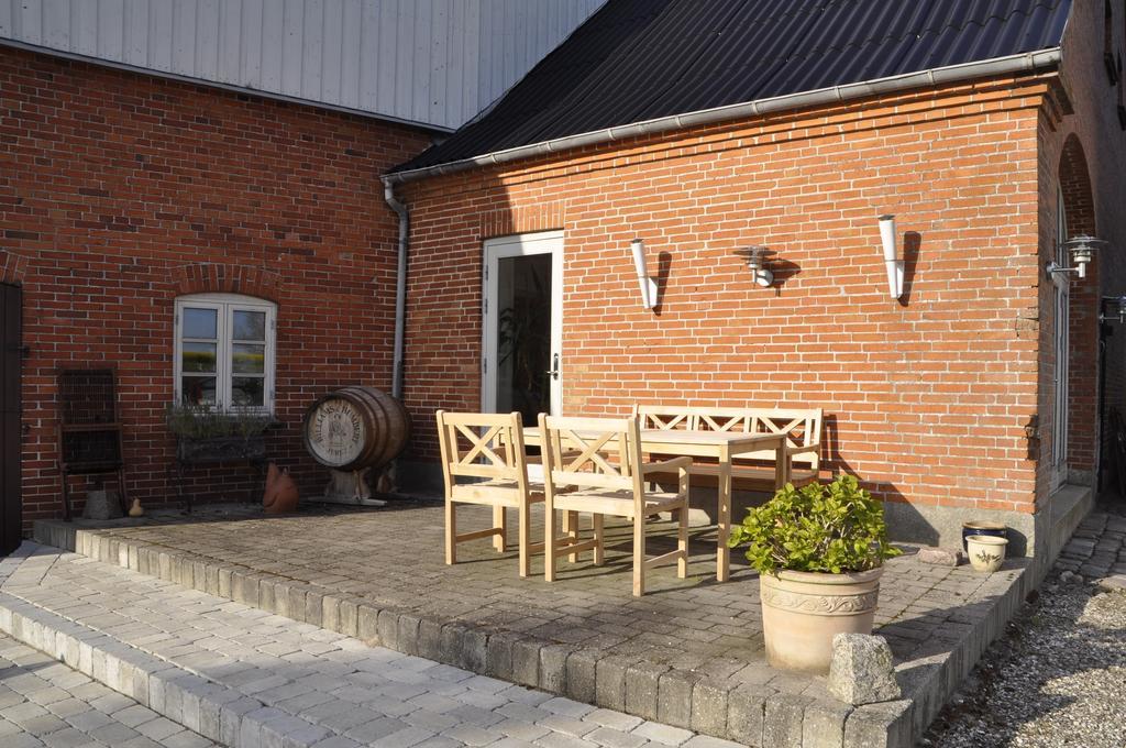 Lundsgaard Bed & Breakfast Fåborg Exterior foto